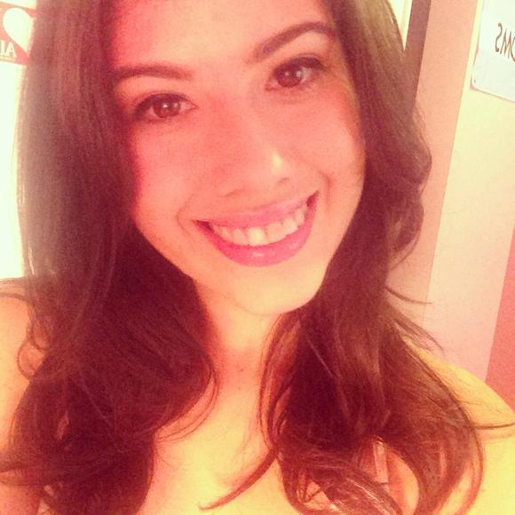 Meet the Posher Other - Meet your Posher, Vanessa